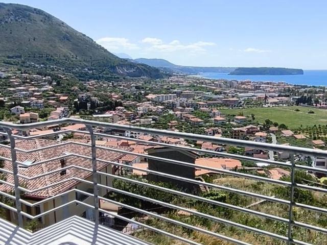 Appartamento in vendita di 102 m² in Via Santa Maria, 34