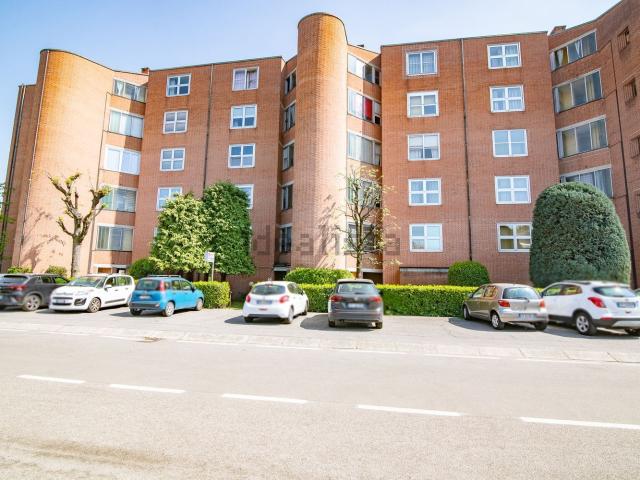 Appartamento in vendita di 82 m² in Via SS. Capitanio e Gerosa, 24