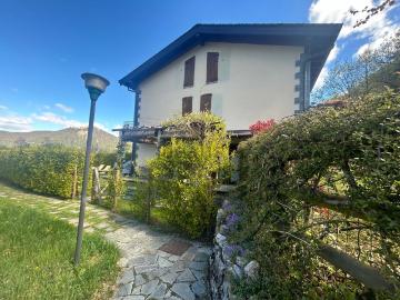 Appartamento in vendita di 82 m² in Viale Guglielmo Poletti, 37
