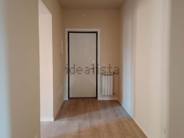 Appartamento in vendita di 82 m² in Viale Sant&apos Ambrogio, 15