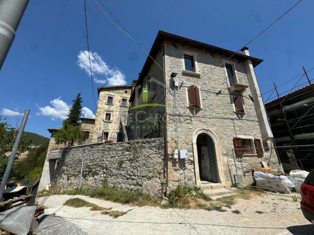 Appartamento in vendita di 87 m² in Frazione Casebianche