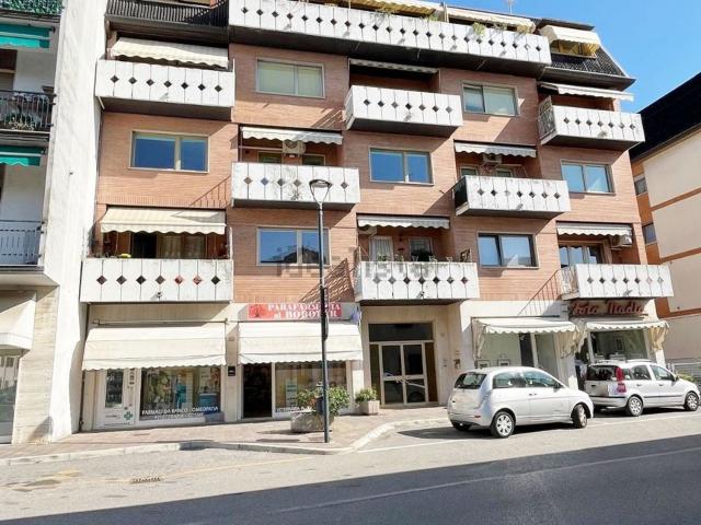 Appartamento in vendita di 87 m² in Piazza Dante Alighieri, 10