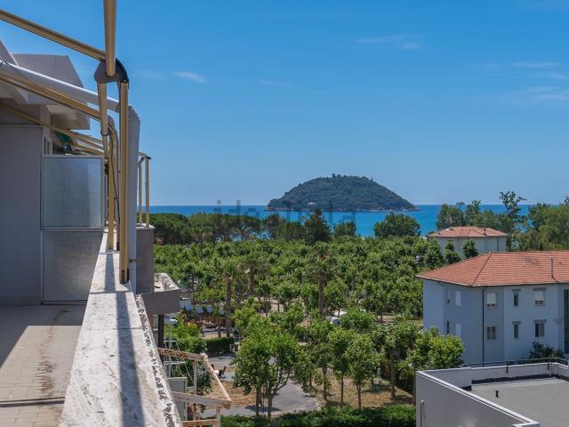 Appartamento in vendita di 87 m² in Piazza Europa, 18