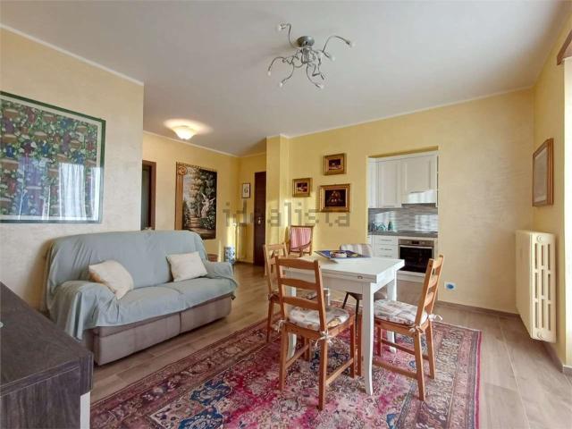 Appartamento in vendita di 87 m² in Strada della Chiesa, 32
