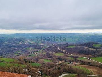 Appartamento in vendita di 87 m² in Vico Gelso