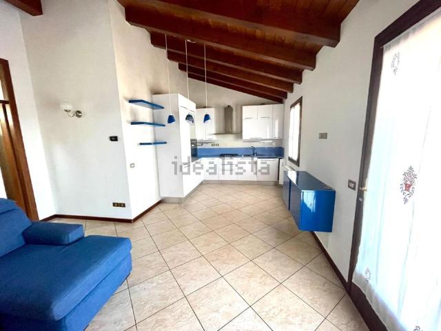 Appartamento in vendita di 87 m² in Vicolo Dietro Chiesa, 23