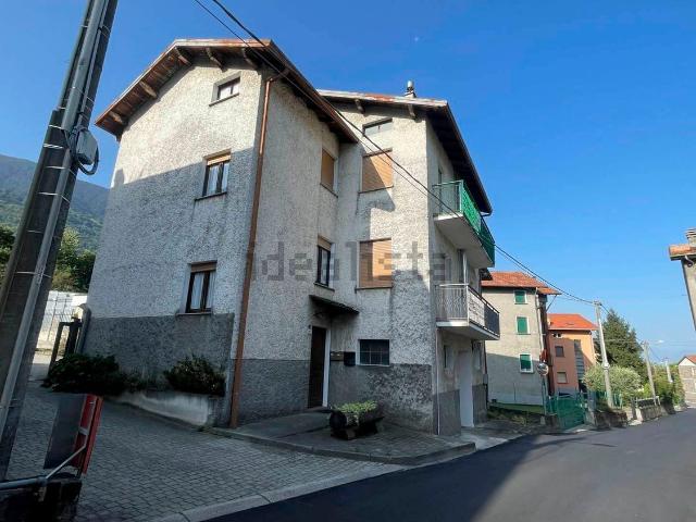 Appartamento in vendita di 87 m² in Via Tartano