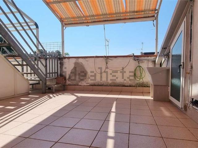 Appartamento in vendita di 87 m² in Via Teano, 43