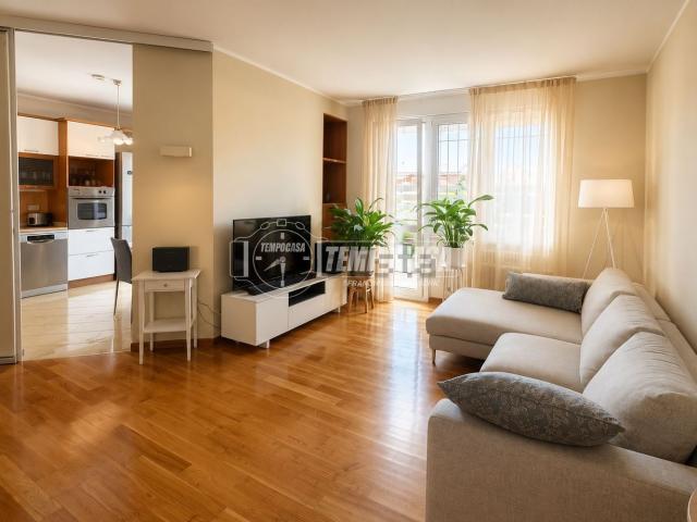 Appartamento in vendita di 87 m² in Via Toscana, 20