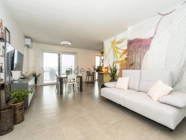 Appartamento in vendita di 87 m² in Via Alberto Gianquinto