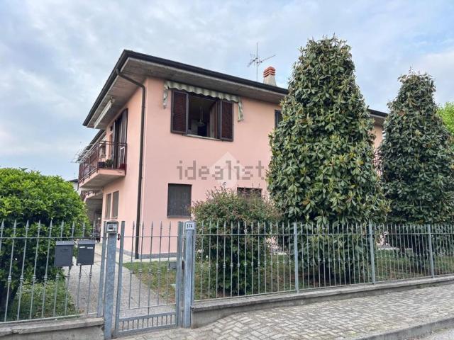 Appartamento in vendita di 87 m² in Via Alessandrina, 174
