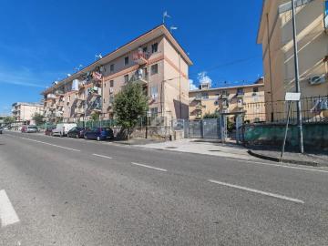 Appartamento in vendita di 87 m² in Via Alfonso Artiaco, 198