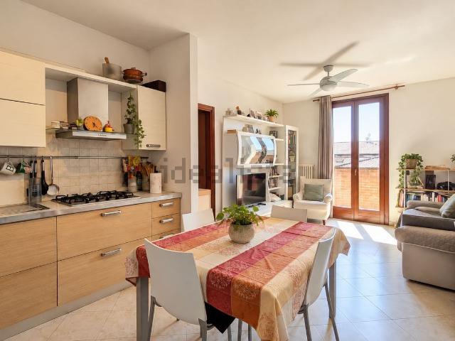 Appartamento in vendita di 87 m² in Via della Pace, 20