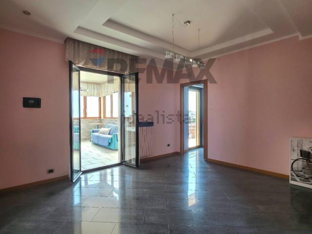 Appartamento in vendita di 87 m² in Via della Stazione, 15