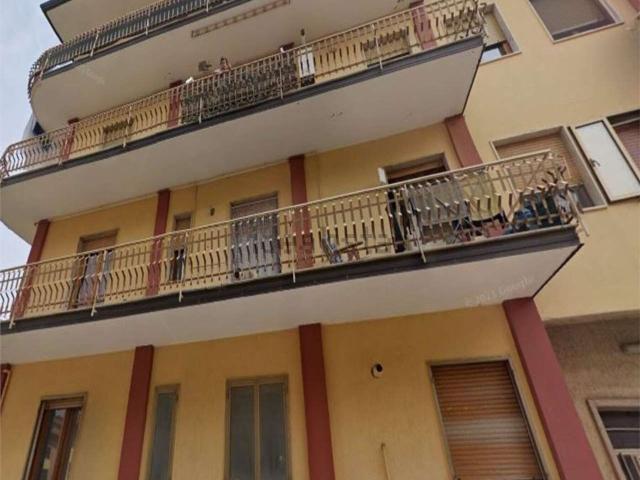 Appartamento in vendita di 87 m² in Via E. Riola, 8