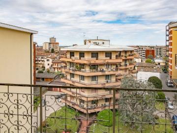 Appartamento in vendita di 87 m² in Via Edmondo de Amicis, 26