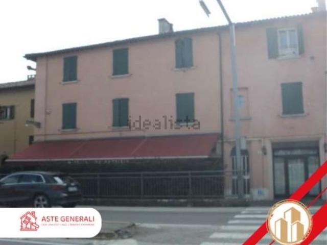 Appartamento in vendita di 87 m² in Via Emilia Ponente, 34