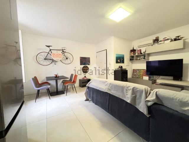Appartamento in vendita di 87 m² in Via Enrico Ferri, 11