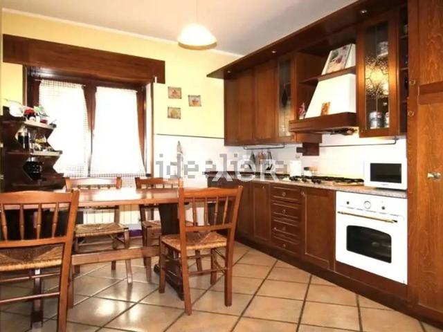 Appartamento in vendita di 87 m² in Via Giacomo Matteotti