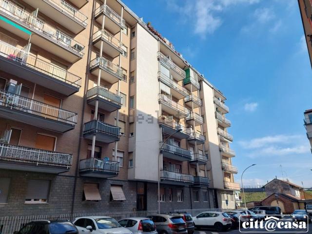 Appartamento in vendita di 87 m² in Via Gian A. Momo, 27