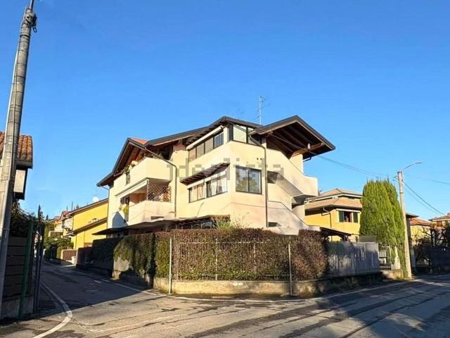 Appartamento in vendita di 87 m² in Via Isolino, 8