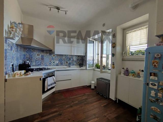 Appartamento in vendita di 87 m² in Via Lombardia, 4