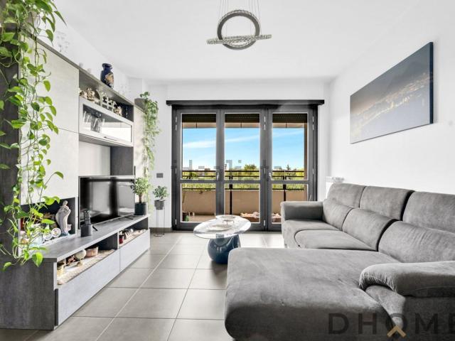 Appartamento in vendita di 87 m² in Via Martiri delle Foibe, 11