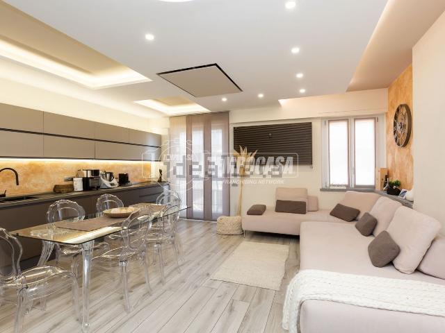 Appartamento in vendita di 87 m² in Via Marene, 9