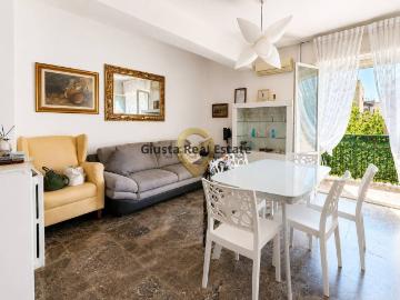 Appartamento in vendita di 87 m² in Via Murge, 2