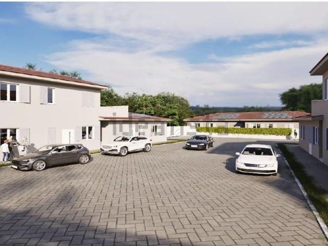 Appartamento in vendita di 87 m² in Via Provinciale Lucchese