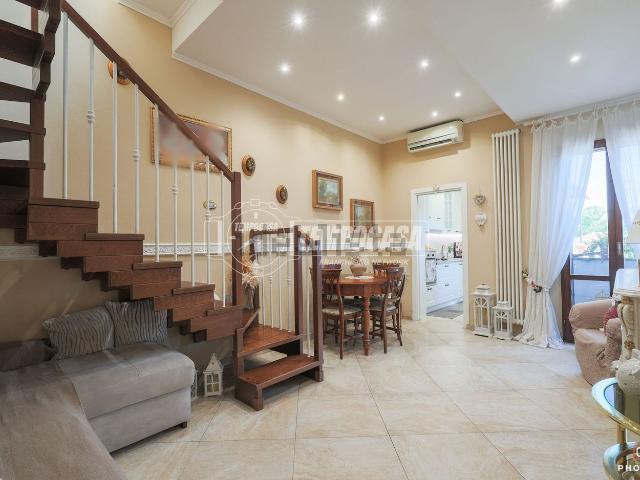 Appartamento in vendita di 87 m² in Via Ravegnana