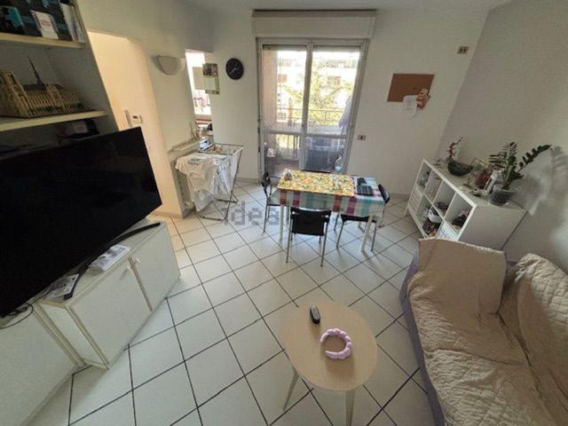 Appartamento in vendita di 87 m² in Via Roberto de Longe