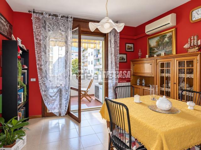 Appartamento in vendita di 87 m² in Via Selvino Folloni