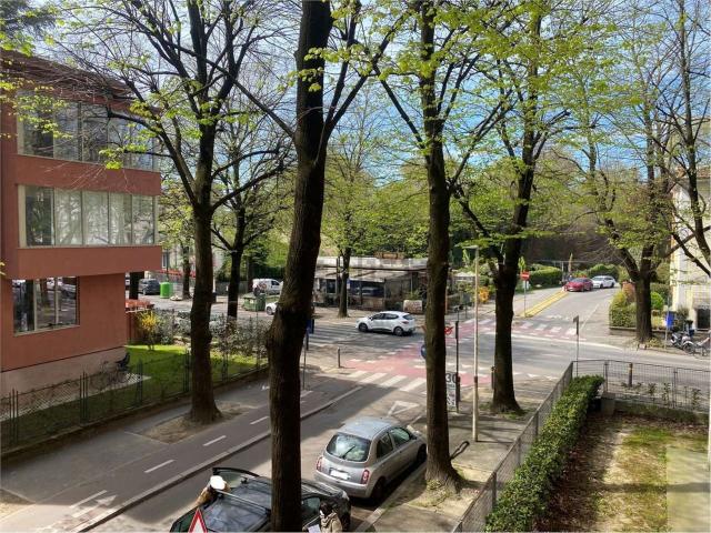 Appartamento in vendita di 87 m² in Via Stefano Massari, 2