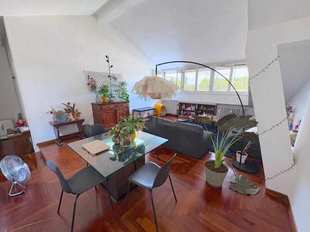 Appartamento in vendita di 87 m² in Viale C. Battisti, 1