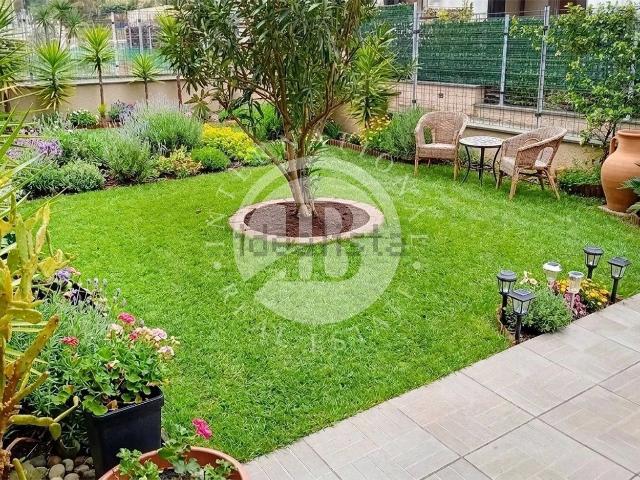 Appartamento in vendita di 87 m² in Via Sara