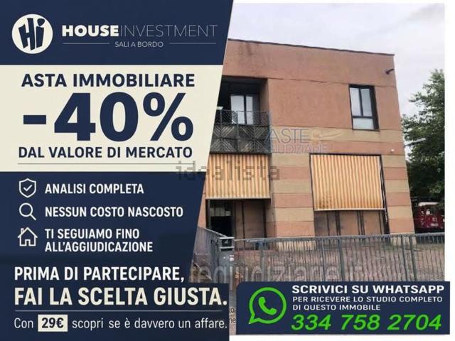 Appartamento in vendita di 841 m² in Viale Stazione