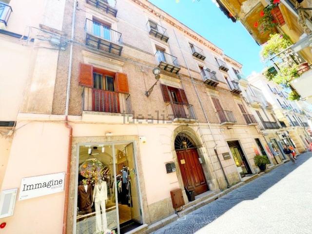 Appartamento in vendita di 84 m² in Corso Appio Claudio, 35