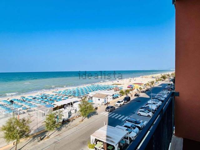 Appartamento in vendita di 84 m² in Lungomare Italia, 53