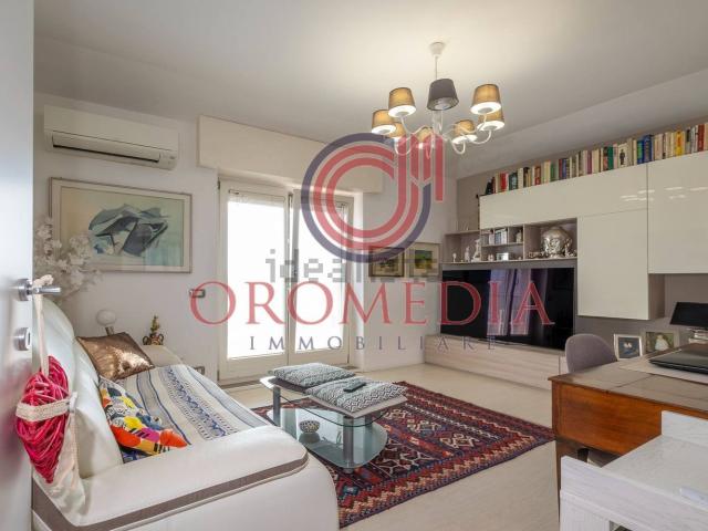Appartamento in vendita di 84 m² in Largo Giuseppe Tironi