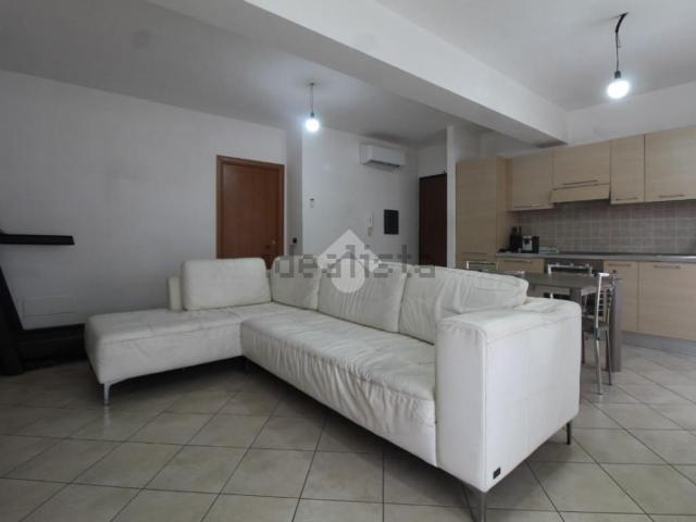 Appartamento in vendita di 84 m² in Via Villa, 21