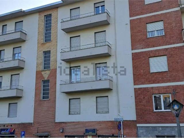 Appartamento in vendita di 84 m² in Via Vittorio Veneto, 12