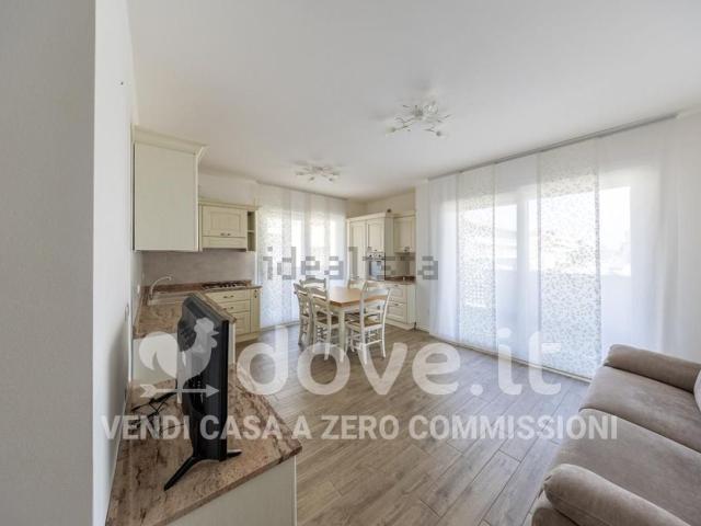 Appartamento in vendita di 84 m² in Via Zuccarini, 13