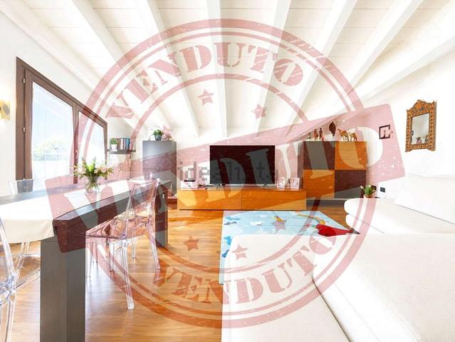 Appartamento in vendita di 84 m² in Via Abate G. Pozzone