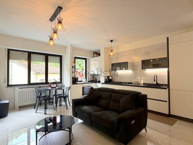 Appartamento in vendita di 84 m² in Via Andrea Colla