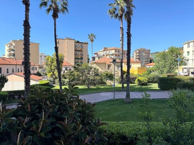 Appartamento in vendita di 84 m² in Via Aurelia Ponente, 77
