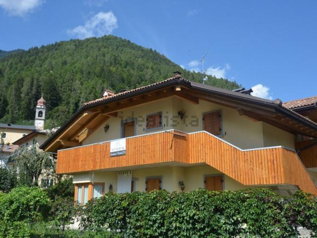 Appartamento in vendita di 84 m² in Via Brescia, 10