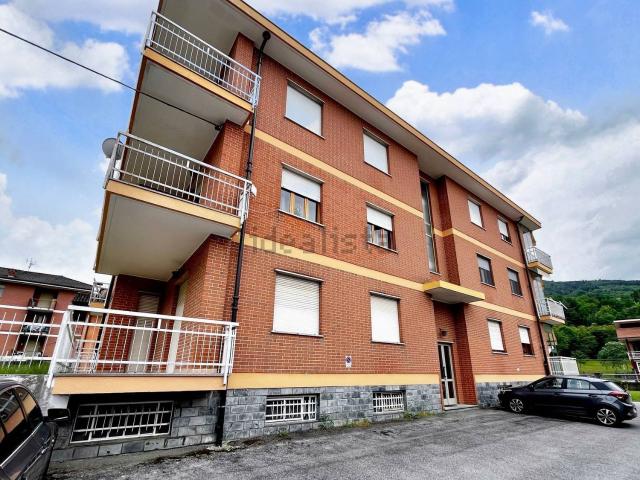 Appartamento in vendita di 84 m² in Via Circonvallazione, 25