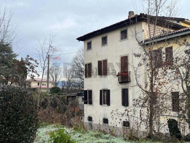 Appartamento in vendita di 84 m² in Via Cremasca, 11