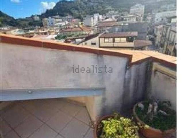 Appartamento in vendita di 84 m² in Via Cristoforo Colombo